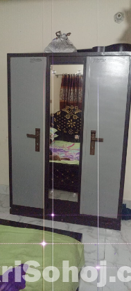 আলমারী